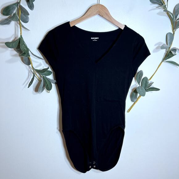 Old Navy Short Sleeve V Neck Bodysuit - Picture 1 of 5